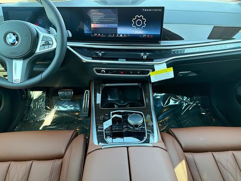 New 2026 BMW X5 xDrive40i w/ M Sport Package image 19