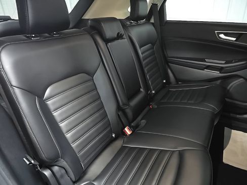 Used 2024 Ford Edge SEL w/ Convenience Package AWD/4WD image 17