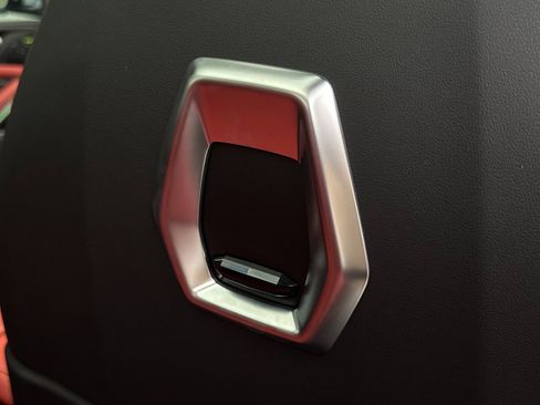 Used 2026 BMW X5 M Competition w/ Executive Package image 50