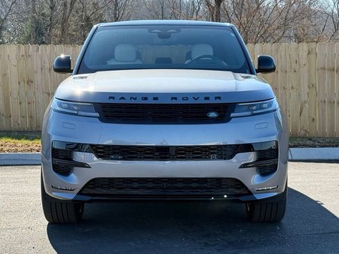 New 2025 Land Rover Range Rover Sport Dynamic SE AWD/4WD image 9