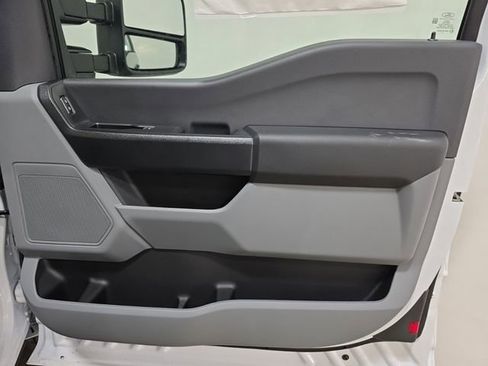New 2025 Ford F250 XL image 29