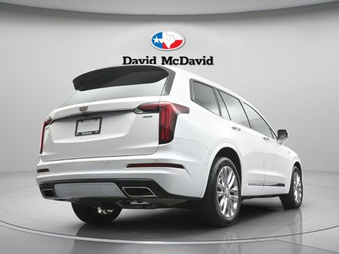 Used 2023 Cadillac XT6 Premium Luxury w/ Technology Package FWD image 40