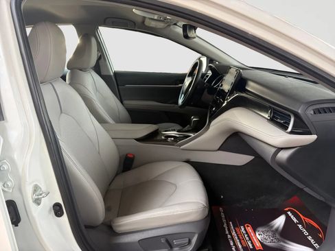 Used 2021 Toyota Camry XLE AWD/4WD image 21