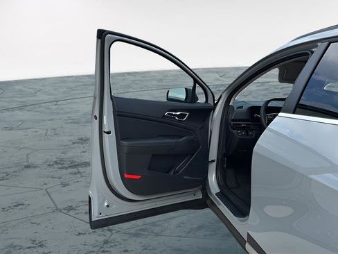 New 2026 Kia Sportage EX w/ EX Panorama Roof Package image 13