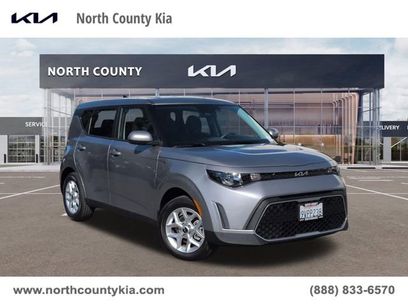 Certified 2025 Kia Soul LX w/ LX Technology Package