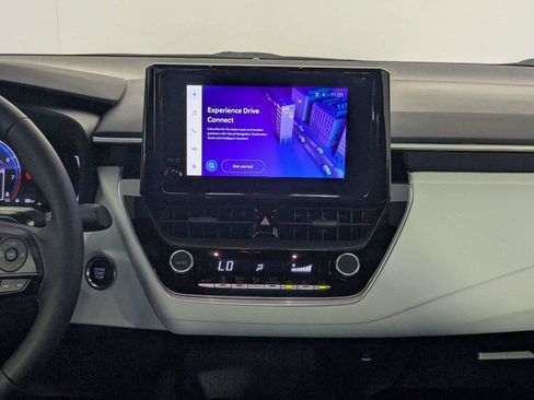 Used 2026 Toyota Corolla SE FWD image 38