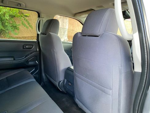 Used 2022 Nissan Frontier S w/ Technology Package AWD/4WD image 44