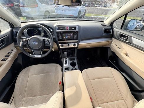 Used 2019 Subaru Outback 2.5i image 9