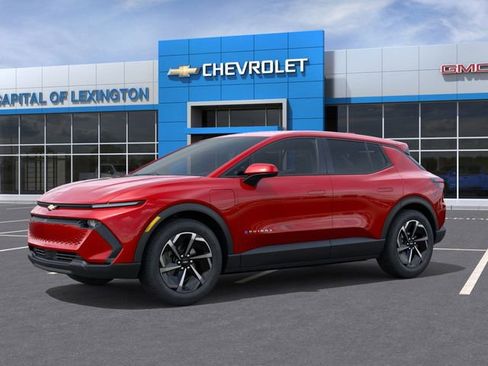 New 2026 Chevrolet Equinox EV LT image 2