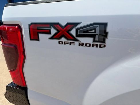 Used 2021 Ford F350 XLT w/ XLT Value Package AWD/4WD image 15