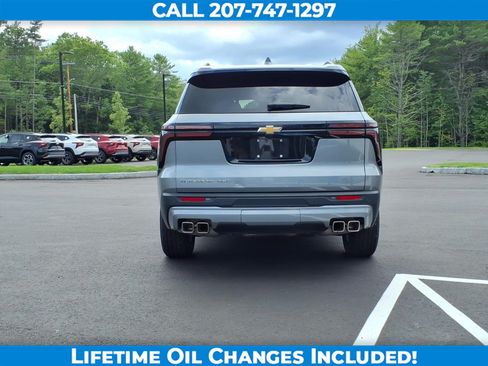 Used 2026 Chevrolet Traverse LT AWD/4WD image 6