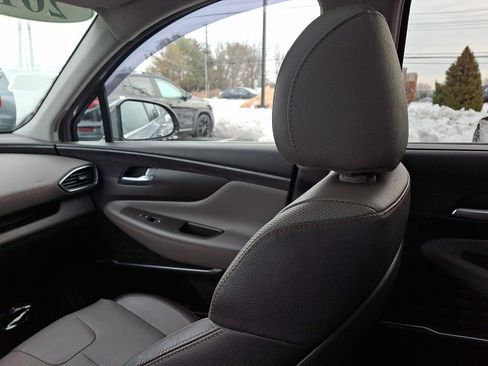 Used 2019 Hyundai Santa Fe Limited image 17