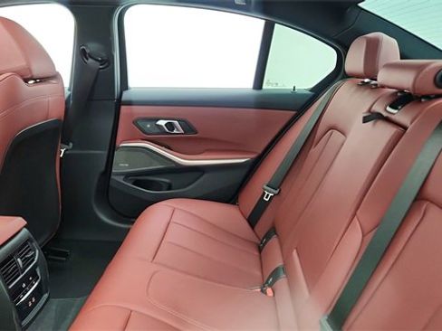 Used 2025 BMW M340i image 28