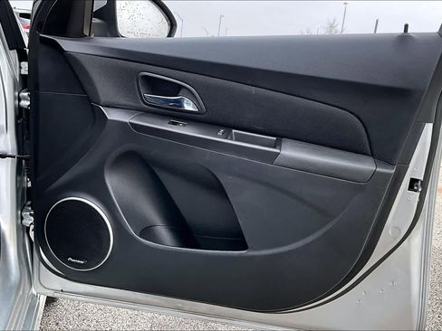 Used 2015 Chevrolet Cruze LTZ w/ Sun, Sound and Sport Package image 22