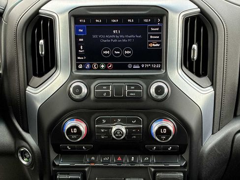 Used 2020 GMC Sierra 1500 SLT AWD/4WD image 12