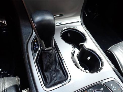 Used 2020 Jeep Grand Cherokee High Altitude AWD/4WD image 22