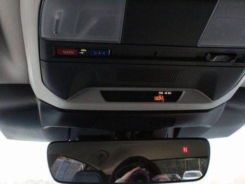 Certified 2024 Subaru Crosstrek 2.5i Limited w/ Crosstrek Mirror Package image 40