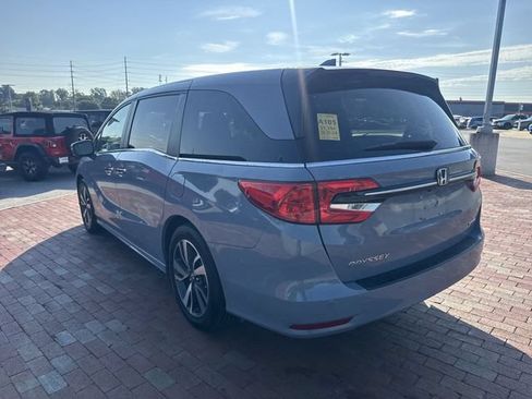 Certified 2024 Honda Odyssey Touring image 7