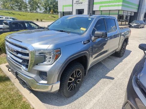 Used 2019 GMC Sierra 1500 SLE w/ SLE Value Package AWD/4WD image 3