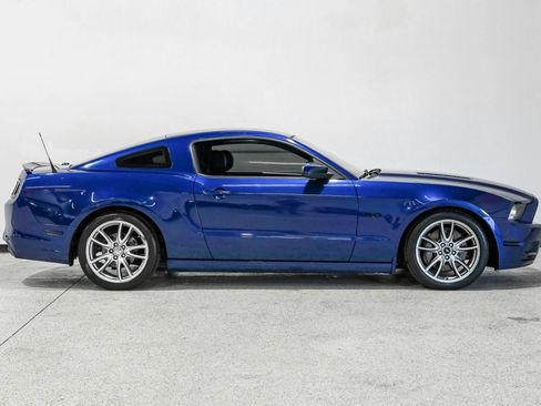 Used 2013 Ford Mustang GT Premium w/ Brembo Brake Pkg image 5