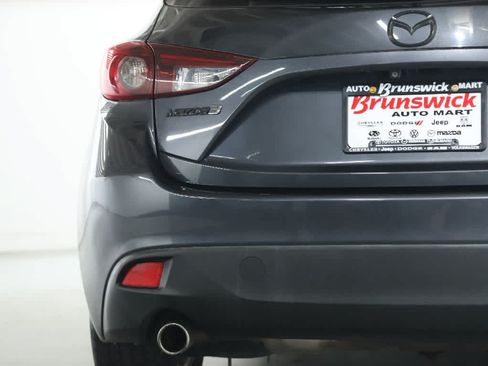 Used 2016 MAZDA MAZDA3 i Sport w/ Preferred Equipment Package FWD image 44