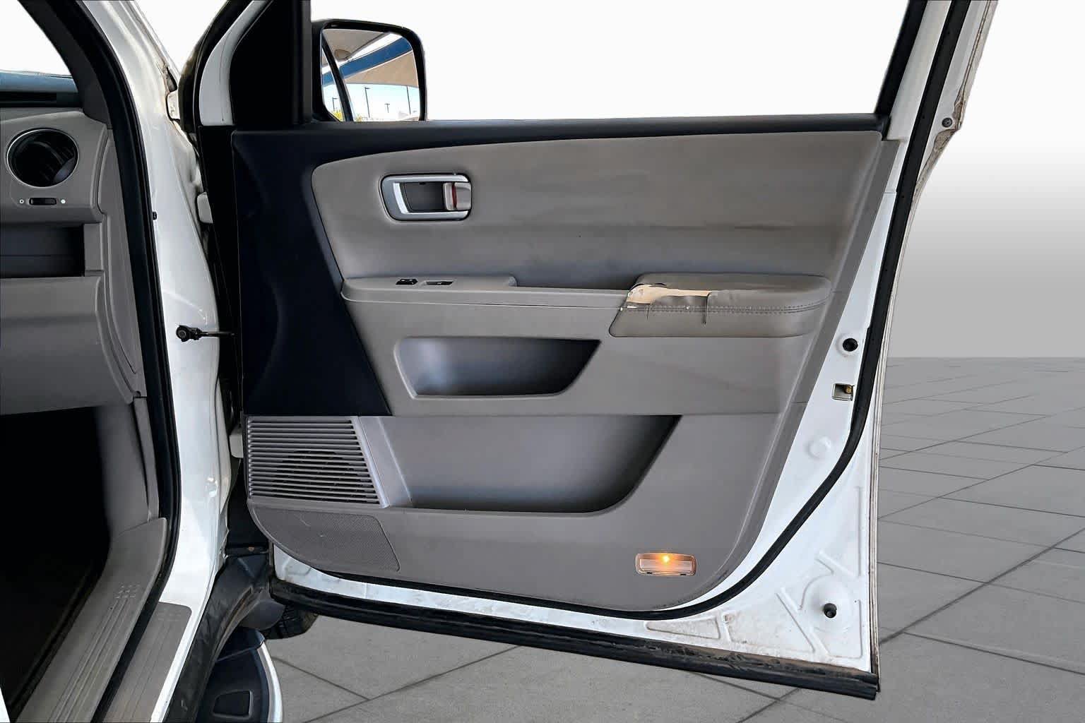 Used 2011 Honda Pilot EX-L image 21