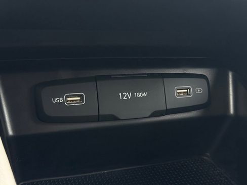 Used 2023 Hyundai Tucson SE image 32