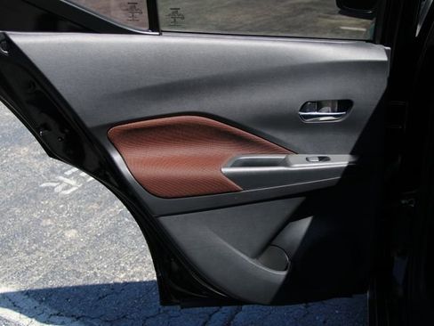 Certified 2022 Nissan Kicks SR FWD image 24