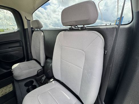 Used 2017 Chevrolet Colorado W/T w/ WT Convenience Package RWD image 17