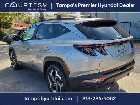 Used 2022 Hyundai Tucson SEL w/ Convenience + Premium Package image 4