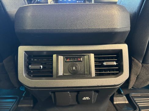 Used 2023 Ford F350 Lariat w/ Lariat Ultimate Package AWD/4WD image 31