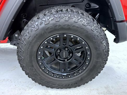 Used 2023 Jeep Wrangler Unlimited Sport AWD/4WD image 23