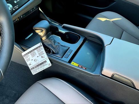 New 2025 Lexus ES 350 w/ Premium Package image 7