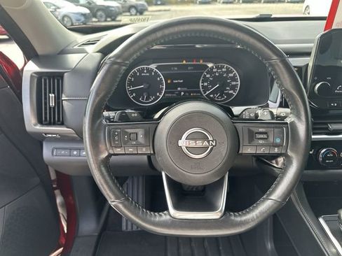 Certified 2023 Nissan Pathfinder SL image 21