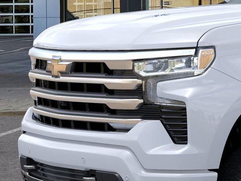 New 2026 Chevrolet Silverado 1500 High Country AWD/4WD image 14