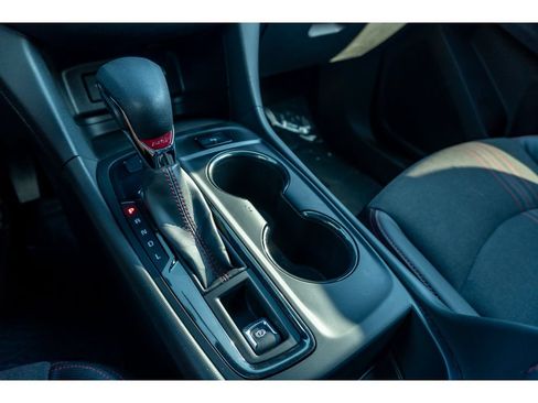 Used 2022 Chevrolet Equinox RS AWD/4WD image 27