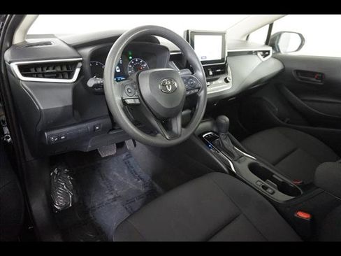 Used 2024 Toyota Corolla LE image 15