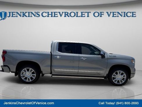 New 2026 Chevrolet Silverado 1500 High Country AWD/4WD image 3