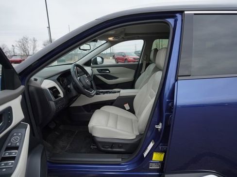 Used 2023 Nissan Rogue SL image 14