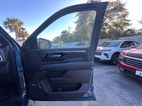 New 2026 Chevrolet Suburban Premier w/ Sun And Tow Package RWD image 26