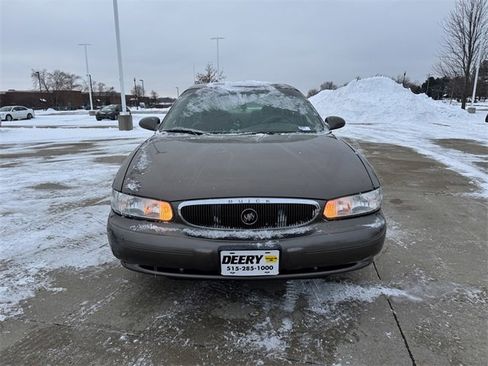 Used 2005 Buick Century Custom image 3