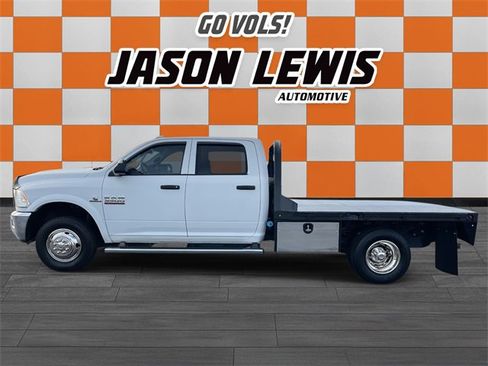 Used 2018 RAM 3500 Tradesman w/ Chrome Appearance Group image 8