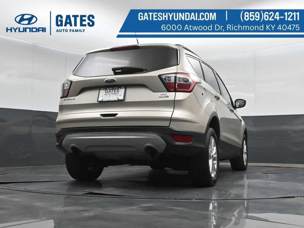 Used 2018 Ford Escape SE AWD/4WD image 35