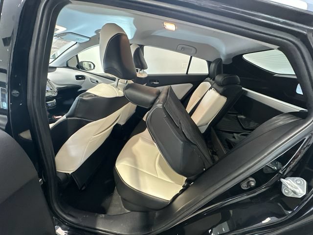 Used 2020 Toyota Prius LE AWD/4WD image 15