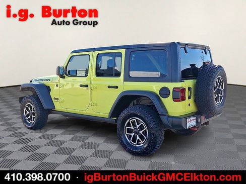 Used 2024 Jeep Wrangler Unlimited Rubicon AWD/4WD image 4
