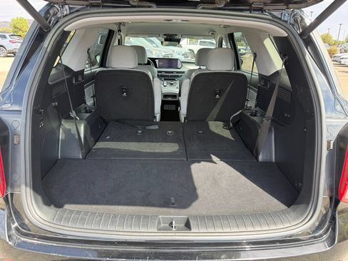 Used 2024 Hyundai Palisade SEL FWD image 41