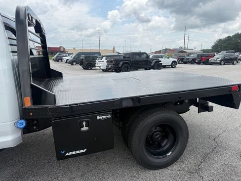 New 2026 RAM 3500 Tradesman AWD/4WD image 22