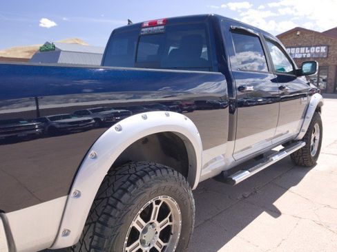 Used 2014 RAM 1500 Laramie w/ Convenience Group image 10