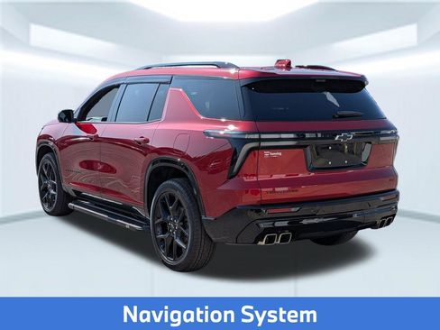 Used 2026 Chevrolet Traverse RS FWD image 4