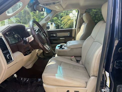 Used 2018 RAM 3500 Laramie image 20